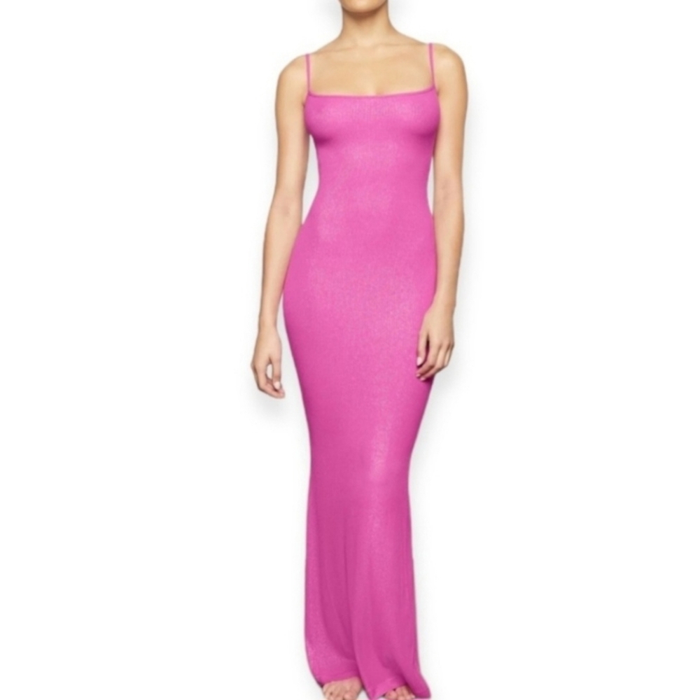 SKIMS Lounge Dress Shimmering Barbie Pink Mermaid Long Maxi Adjustable Straps‎